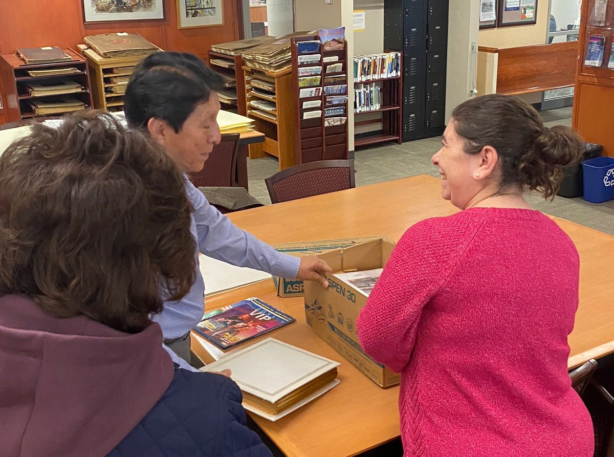 We are grateful to Jorge Venegas for donating his materials from the Arlington Bolivian Soccer League to the CLH's Community Archive! ⚽️ 
These items will help document the history of Arlington's vibrant Latino community. #REALarchives #futbol 

library.arlingtonva.us/center-for-loc…
