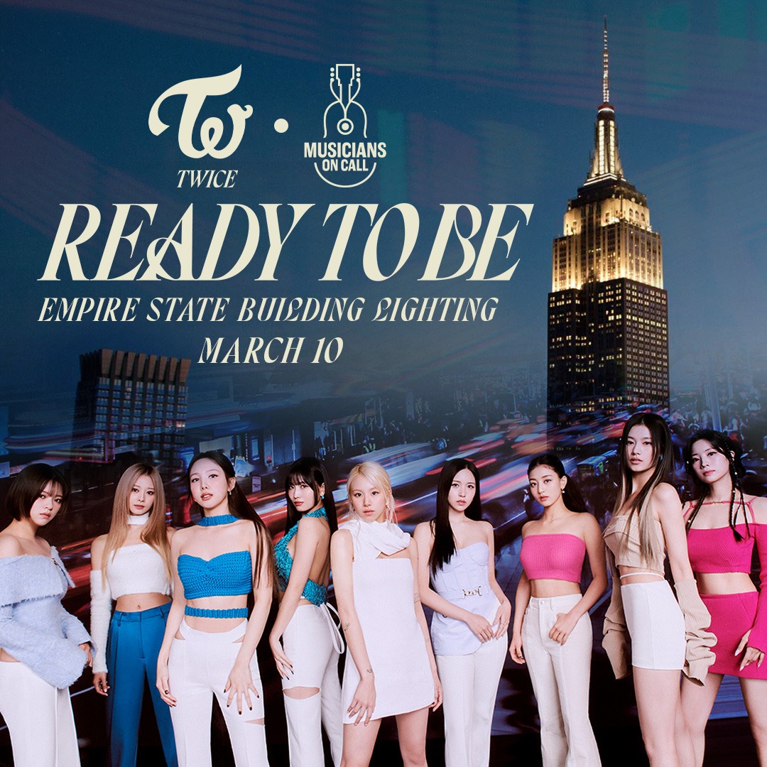 TWICE & Empire State Building Lighting Night
in partnership with 
@EmpireStateBldg @musiciansoncall

ONCE❤ READY TO BE lighting up TWICELIGHTS in NEW YORK with you today🌟

📌Listen to 'READY TO BE' here🗝TWICE.lnk.to/READYTOBE

#TWICE #트와이스 #READYTOBE #SETMEFREE