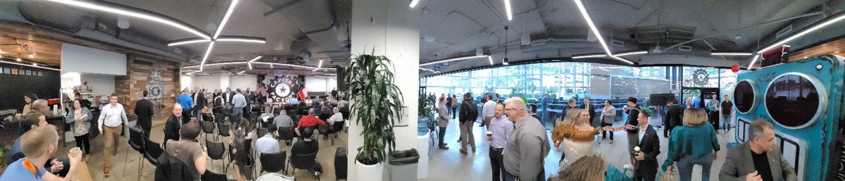 AFWERX's tweet photo. We are getting started in Voltron 📍 at #CFHouse! Don’t miss this session! 🚀
#SXSW
#defendingtomorrow
@CapitalFactory https://t.co/TfOk2C8UQp