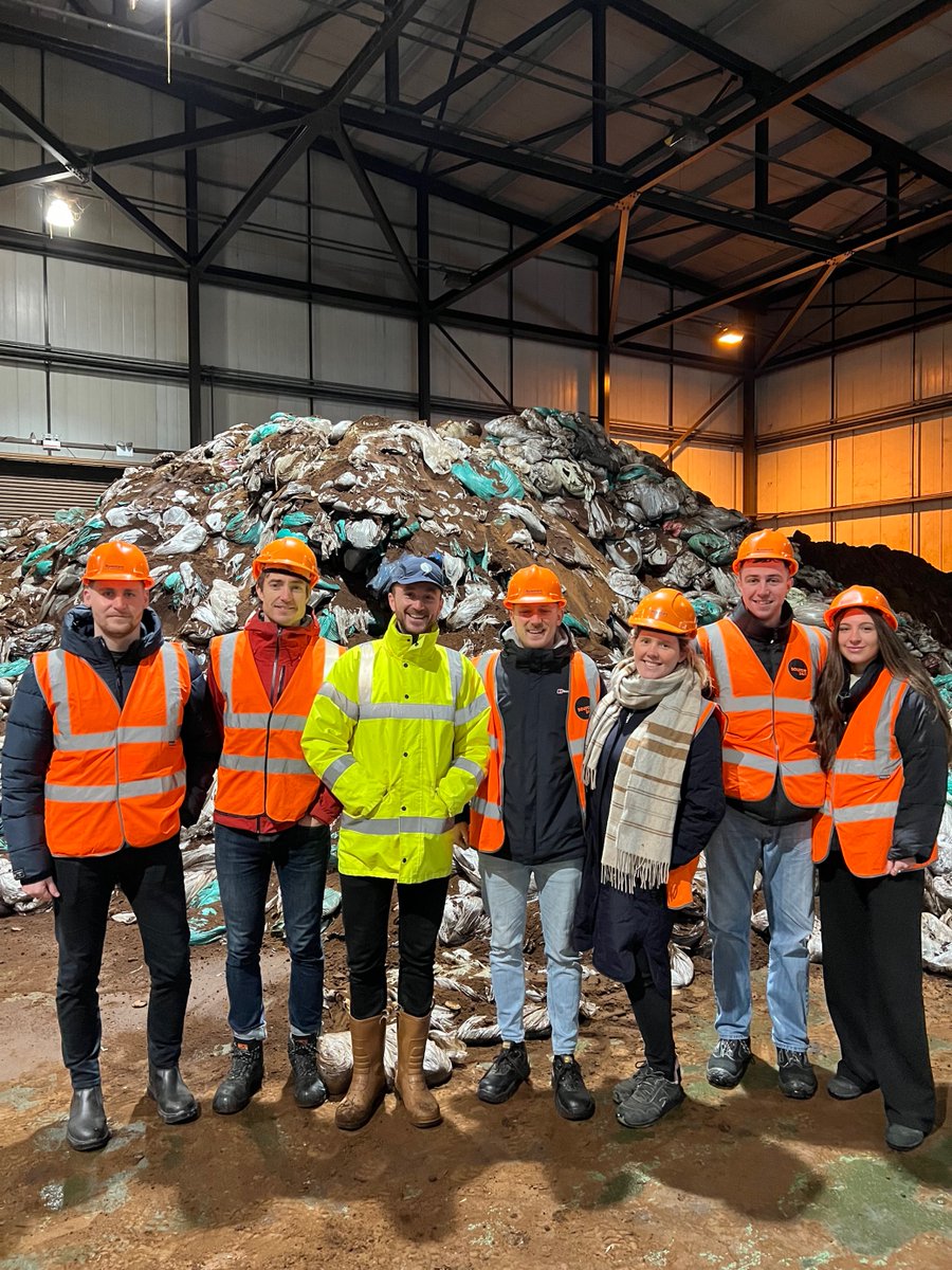 BywatersUK's tweet photo. For @WRAP's #FoodWasteActionWeek, we had a fantastic time touring @biobean's unique facilities – They turn coffee grounds into some cool products.

Thanks a latte for the tour guys!  ☕️

#sustainability #friday #coffee  #morefoodlesswaste #FoodWasteAwarenessWeek #FoodWaste https://t.co/mZQoWjp5LH