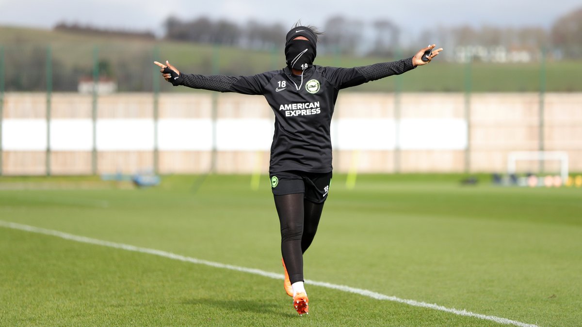 Running into the weekend like...🏃‍♀️😁 #BHAFC