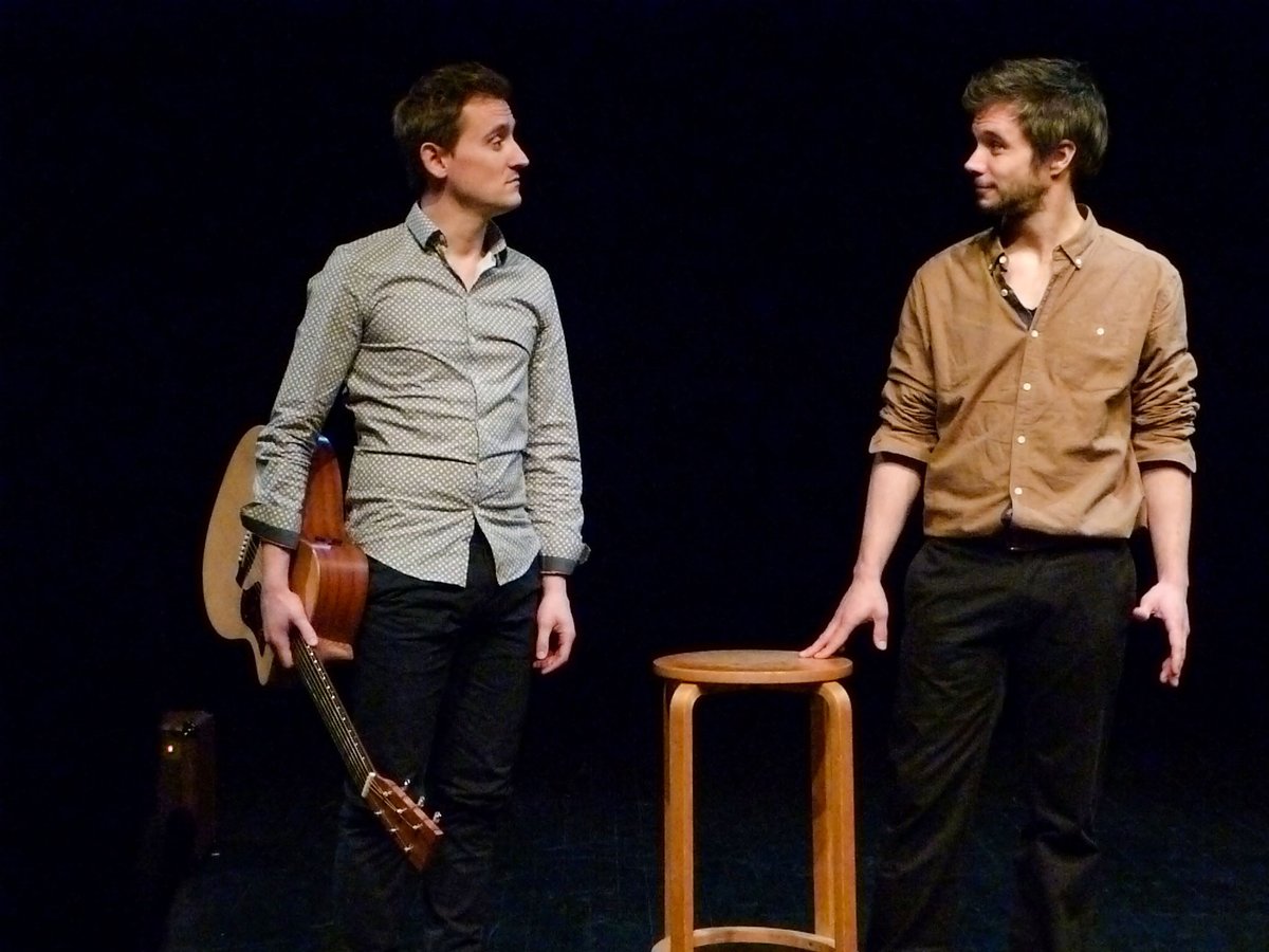 Ce soir à 20:30 "Nous sommes un poème" 
Représentation dans le bar du théâtre

Conception : Stanislas Roquette

Tarif spécial 10 et 5€

Renseignements et réservations au 03 22 22 20 20 ou par mail à accueil@comdepic.com