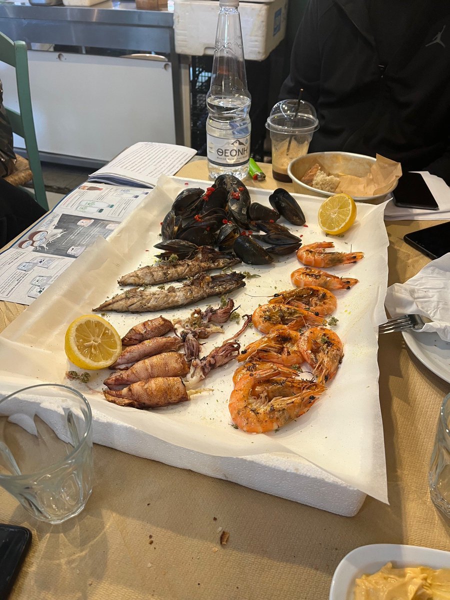 VassilisTsingo1's tweet photo. #fishfood #time #newbusinessdevelopment #farmatsingos #dikomas #milkproducers (@ Hasapika Central Market in Atina, Attika) https://t.co/sVamLCWkO1 https://t.co/Ca9NdwPcul