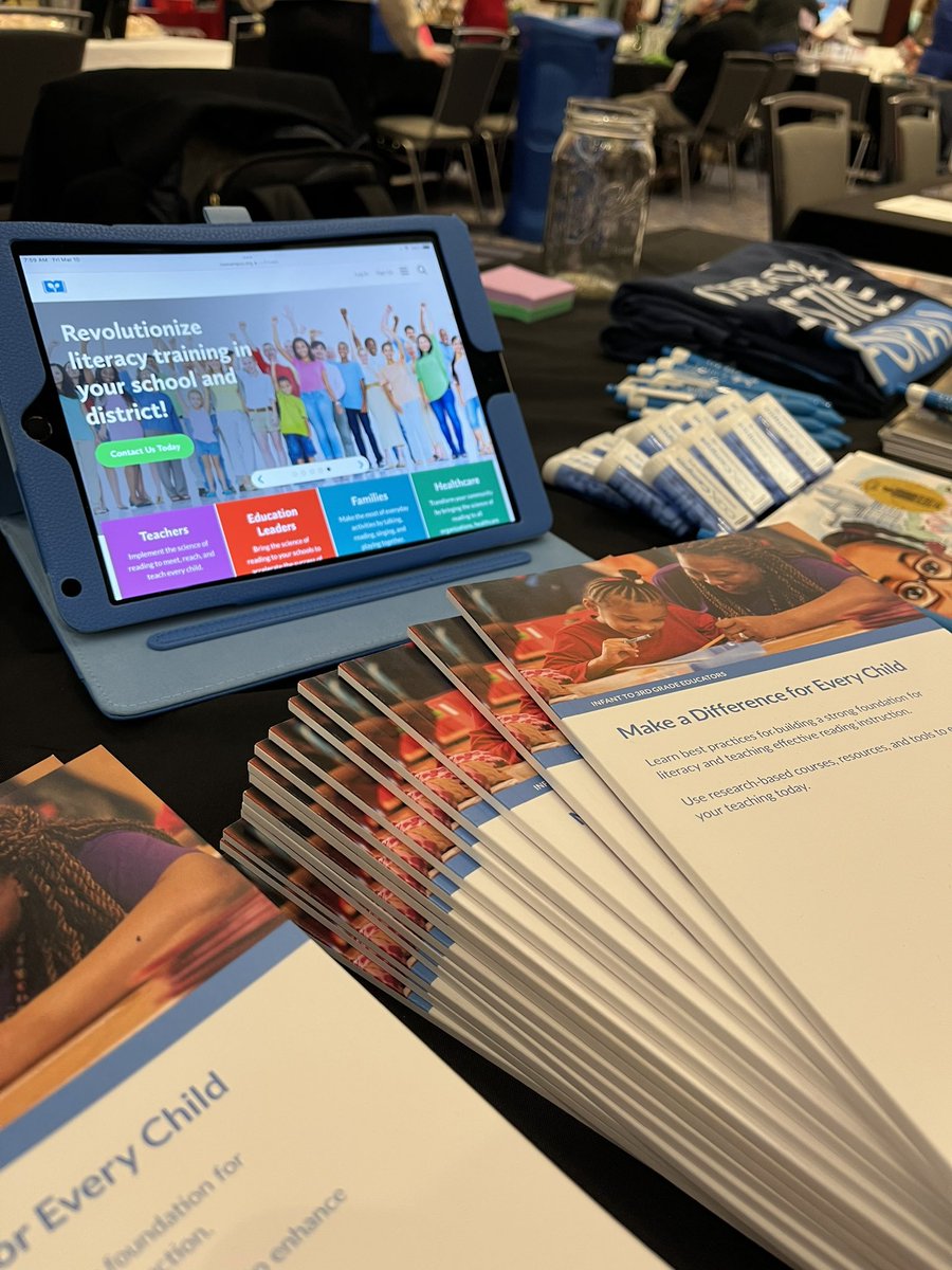 LBollman_thinks's tweet photo. #literacyandjusticeforALL begins in the 3rd trimester of pregnancy and extends through early childhood and deep reading brain construction. Happy to be at @GAPreschool conference today with teachers and leaders who serve our youngest children. @CoxCampus #languageANDliteracy https://t.co/olm6UNAsm5