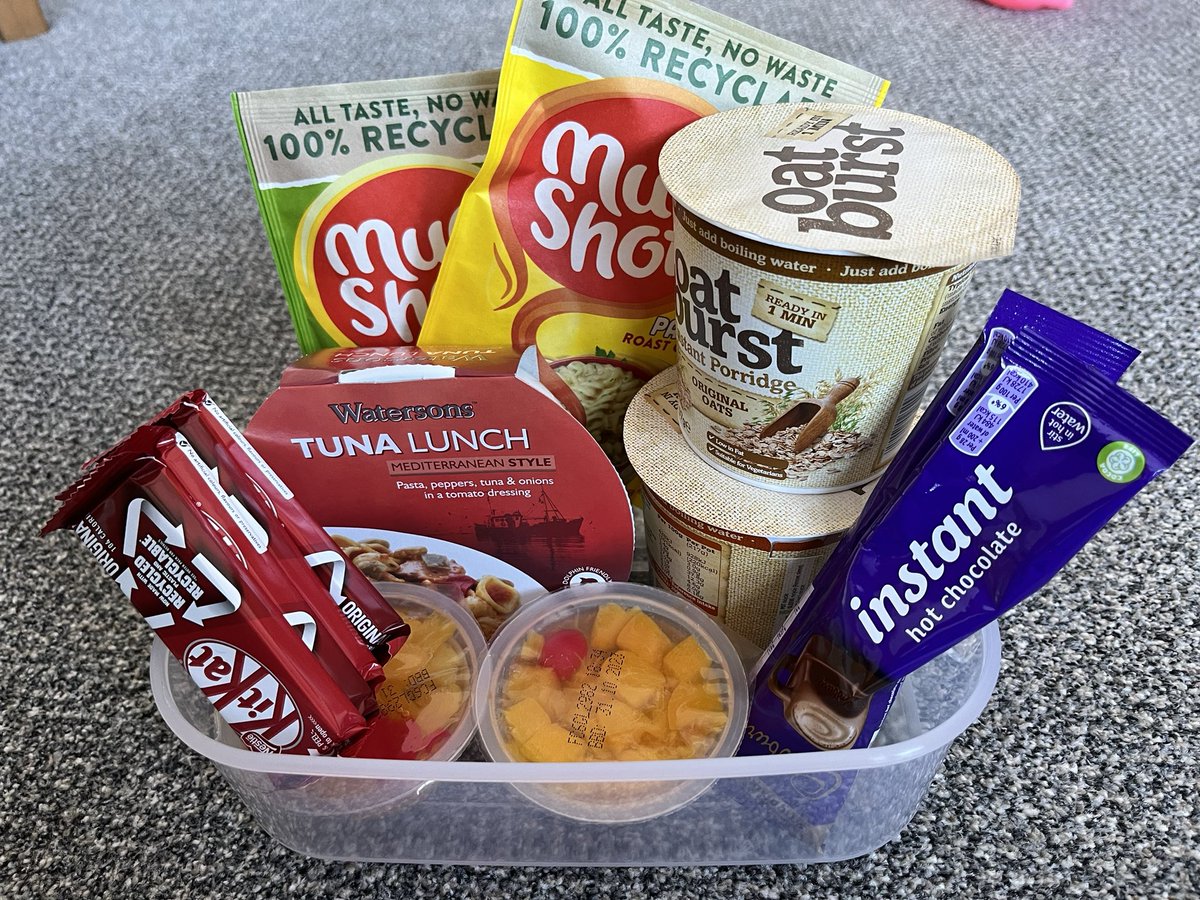 chiefcaroline's tweet image. A welfare pack like this, for wards at a (home bargains) cost of £4.39. This would be for staff who’ve had to stay late or sleep in for the next shift or forgotten food. Useful or not? Just testing the water…@NHSGrampian @NHSG_RACH @carolinere_d @sue_danby @KAuchnie