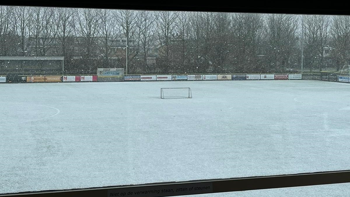 🌨Wegens de sneeuwval zijn de trainingen voor vrijdagavond 10 maart 2023 afgelast.

Vanavond om 20:00 uur zal er besloten worden of de zaterdagwedstrijden startend voor 11:30 door kunnen gaan. Wel/niet doorgaan van de wedstrijden na 11:30 wordt zaterdagochtend bepaald.