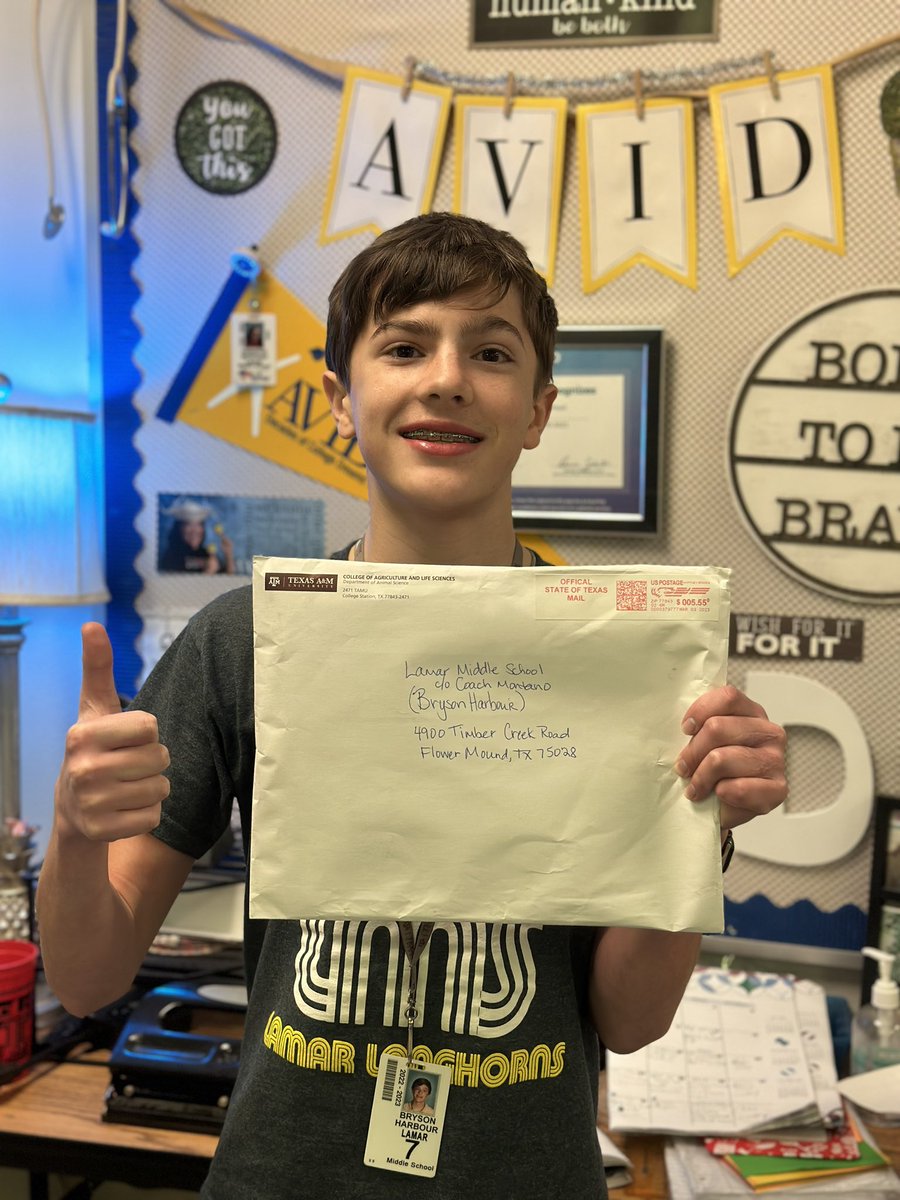 Happy Friday!! One of our AVID all stars wrote a great letter and received some Merch from the Animal Science dept at <a href="/TAMU/">Texas A&M University</a> Thanks A&amp;M! 

#AVID #AVIDFAMILY #LISDAVID #TAMU