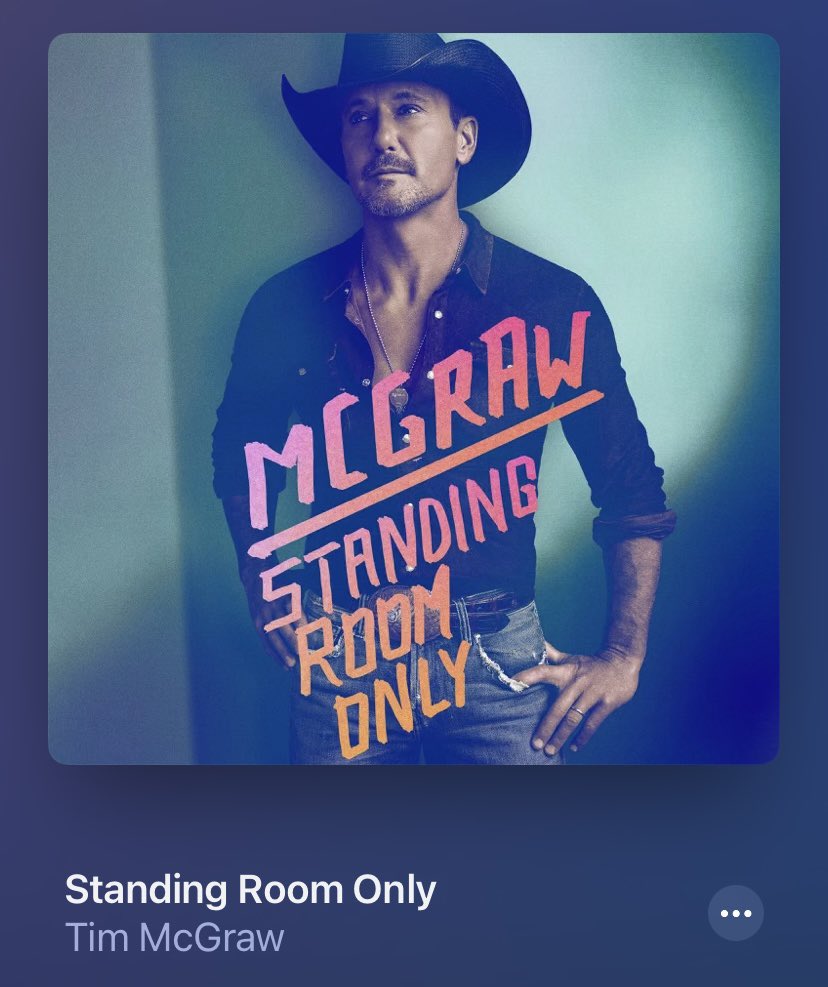 HollyBear tweet media