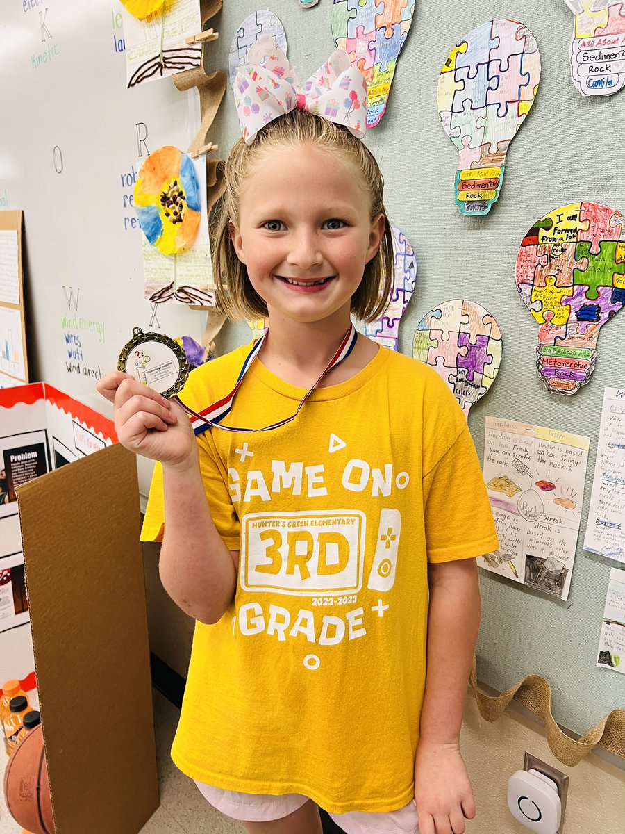 MrsFaustAGP's tweet photo. So proud of that STEM fair Gold/Superior! We love @WeAreHAEST and @HCPSElemScience 🥇👩🏼‍🔬 https://t.co/c6K2hHGxpp
