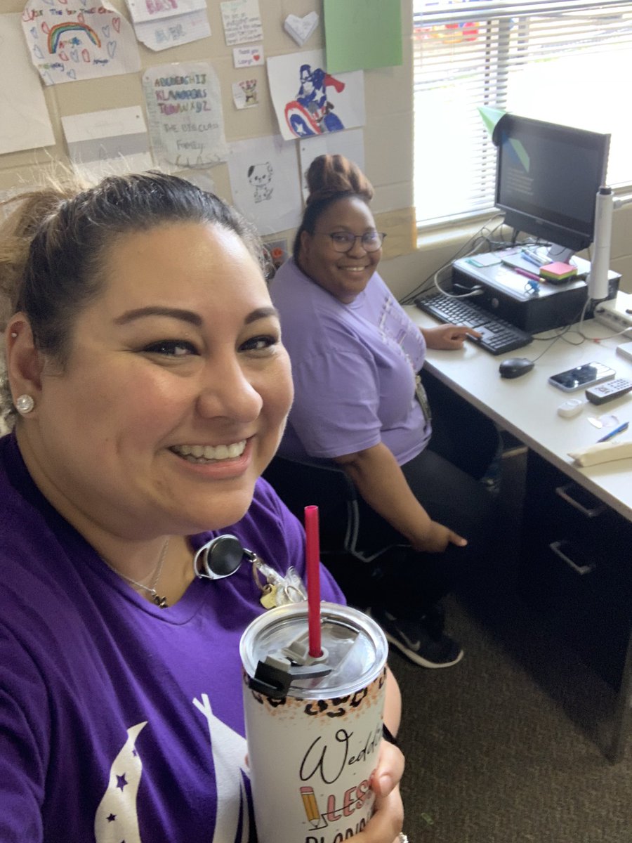 #leopardspotting with <a href="/mshenry24/">Ms. Henry</a> #kindnessmattersatlse 22-23 field day