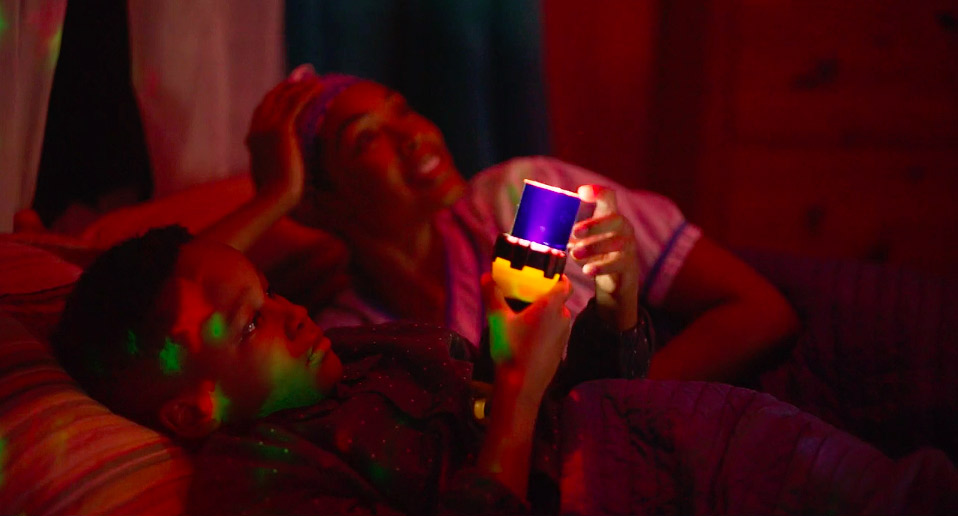 firstshowing's tweet image. Chantel Riley is a Colorblind Artist in Indie Drama 'Colorblind' Trailer onfs.net/3FgAAZA

#Colorblind #ChantelRiley #MostafaKeshvari @GravitasVOD