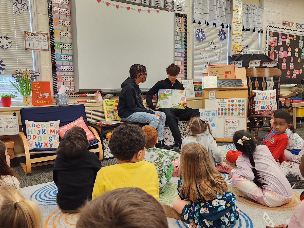 Thank you <a href="/MiltonSomersMS/">Milton M. Somers MS</a> for our 8th grade guest readers! Our kinder friends loved hearing these stories! 📚 <a href="/WJMitchellES/">Walter J. Mitchell ES</a>