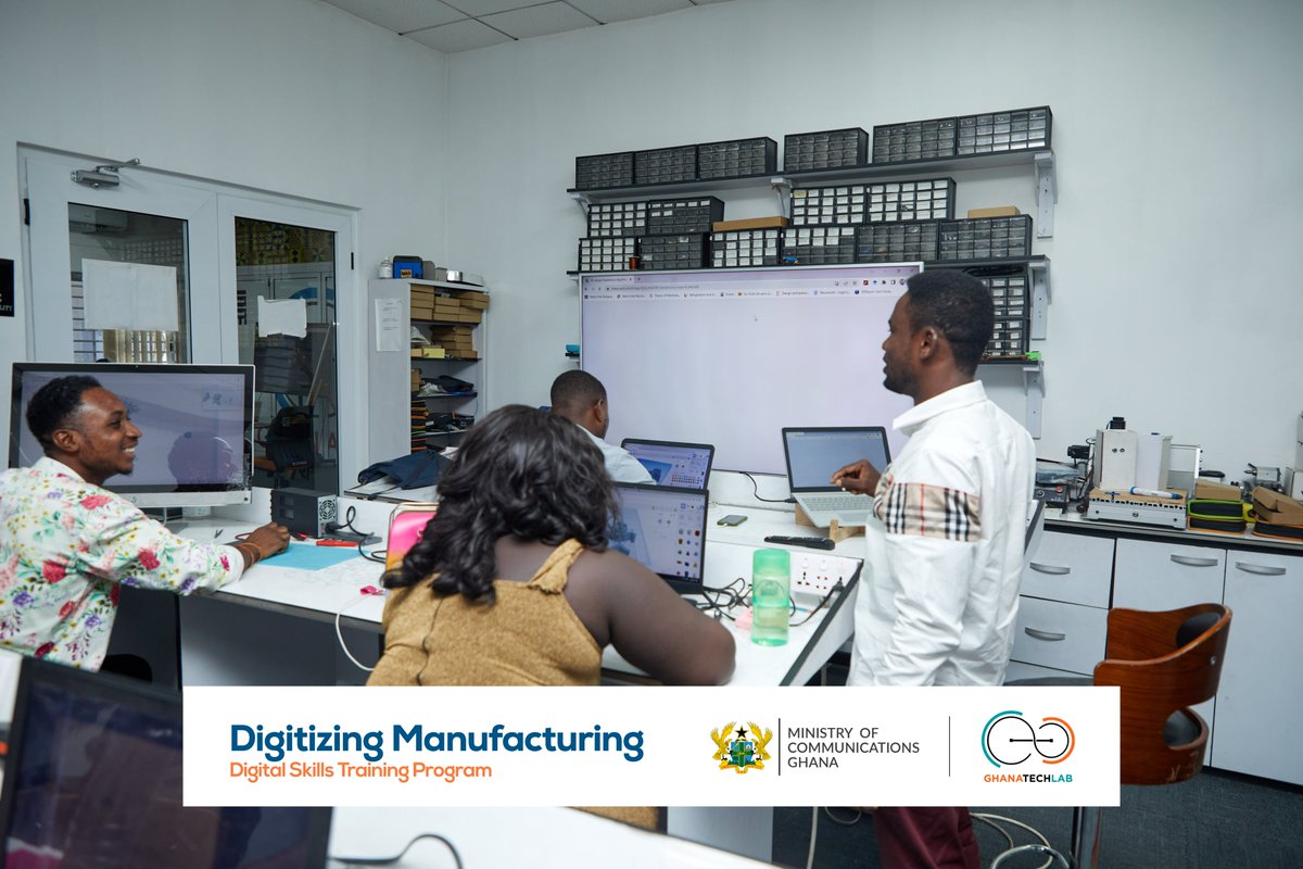 GhanaTechLab's tweet image. The Digitizing Manufacturing class for today focused their lessons on 3D Designing Using Tinkercad.

Trainees engaged their creativity in modelling a projected design and were assisted in finishing their designs where necessary.

#GhanaTechLab
#DigitizingManufacturing