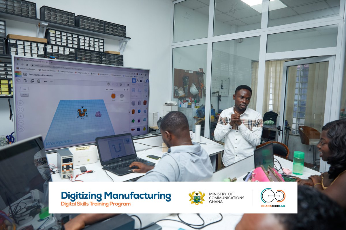 GhanaTechLab's tweet image. The Digitizing Manufacturing class for today focused their lessons on 3D Designing Using Tinkercad.

Trainees engaged their creativity in modelling a projected design and were assisted in finishing their designs where necessary.

#GhanaTechLab
#DigitizingManufacturing