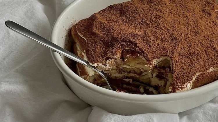 malusokay's tweet image. Tiramisu 💭