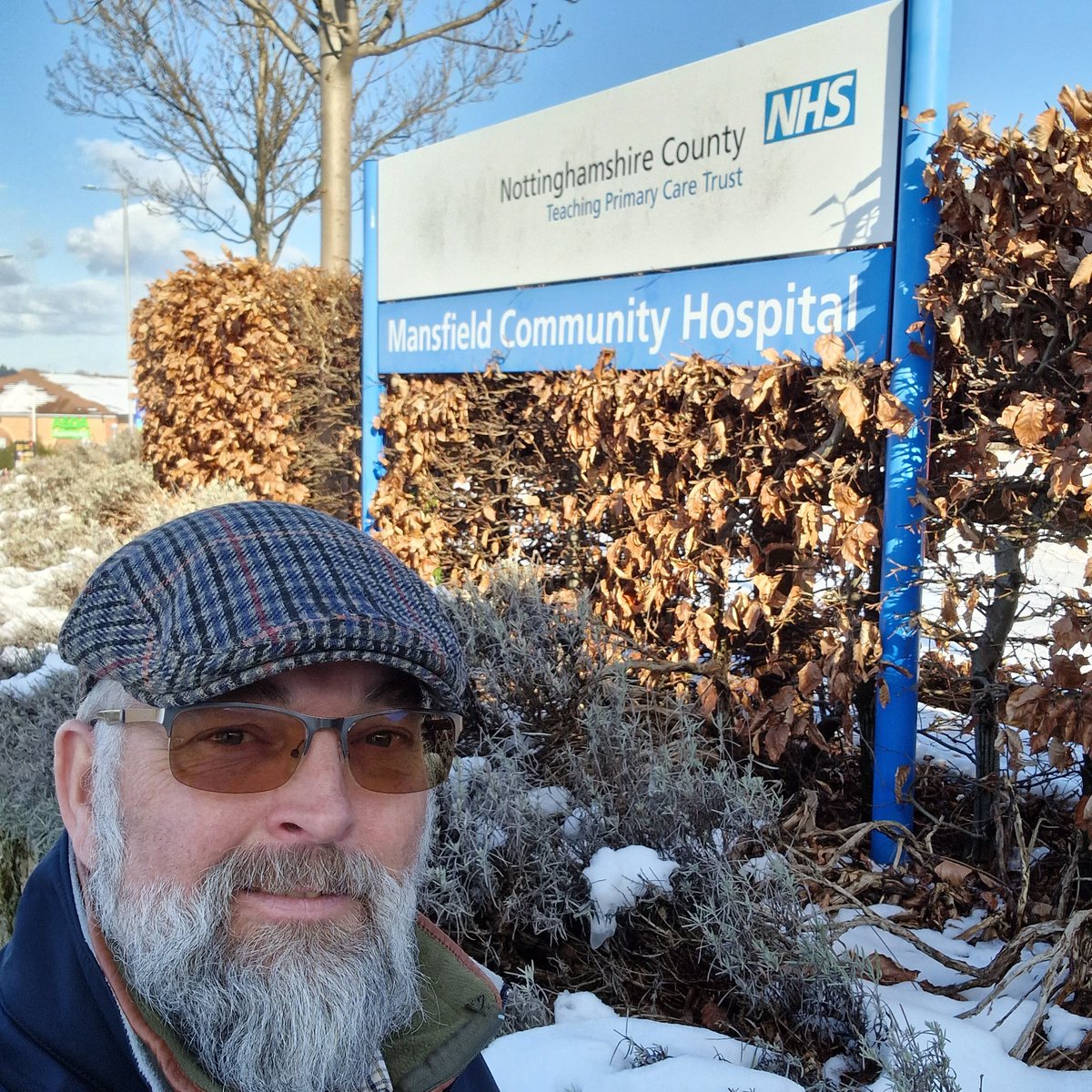 Military_Net's tweet image. Today I visited Cyril, ex @ColdstreamGds. At the request of his good lady Janet.

We had a great chat, that good Cyril had to have a nap...thanks Cyril 😅

Cyril was in Adan and Jordan and his brother served with the @RoyalNavy

#mcng #coldstreamguards #veteran #veteransupport