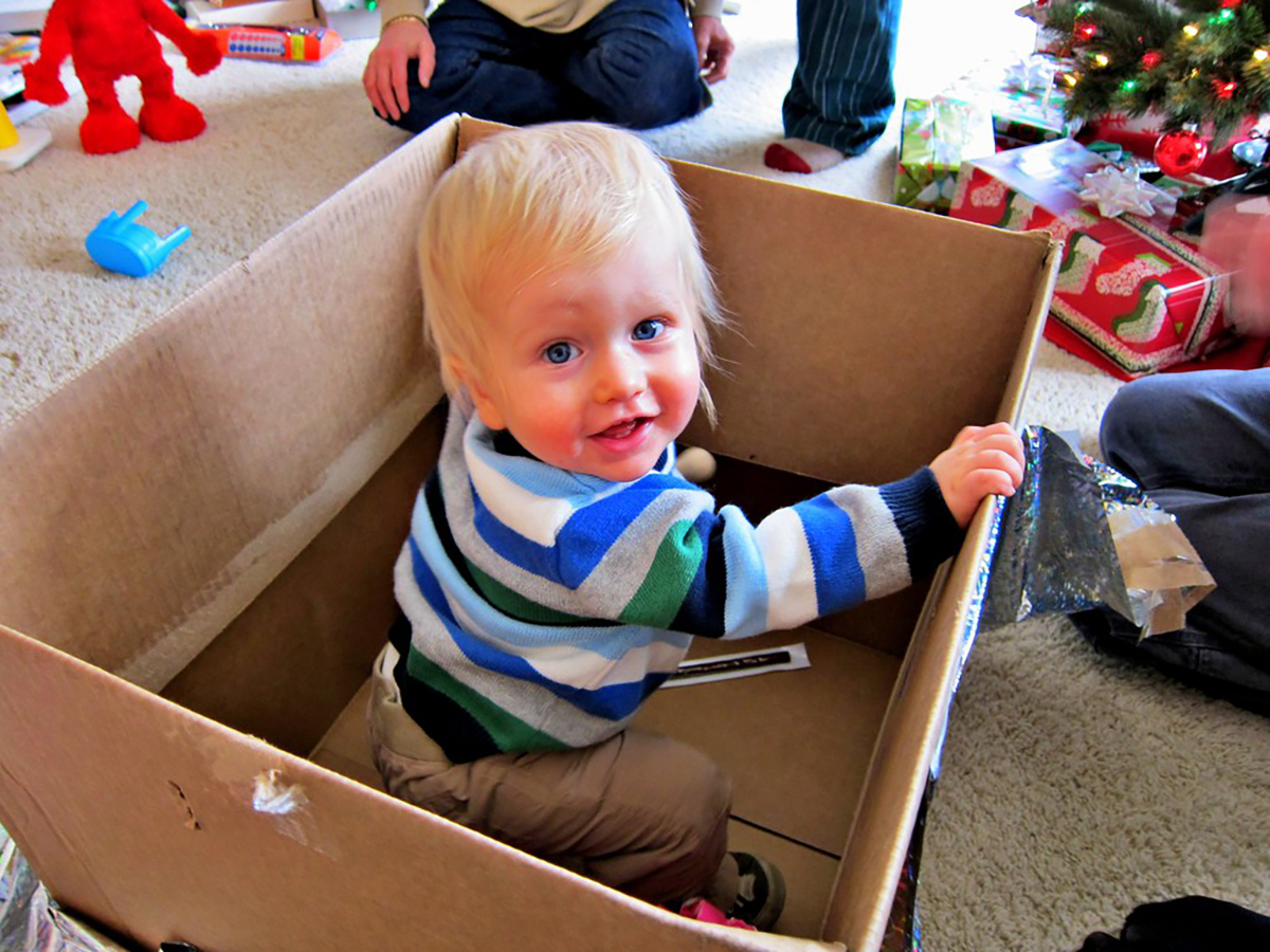 𝗙𝗶𝗻𝗱𝗶𝗻𝗴 𝗬𝗼𝘂𝗿 𝗪𝗮𝘆 𝗧𝗵𝗿𝗼𝘂𝗴𝗵 𝗦𝗰𝗵𝗲𝗺𝗮𝘁𝗶𝗰 𝗣𝗹𝗮𝘆
Wednesday 29 March, 4.30-6.00pm 

Join us for this virtual session to develop your confidence in recognising and understanding how to support schemas in children’s play. Book at earlyyearsscotland.org/.../finding-yo…