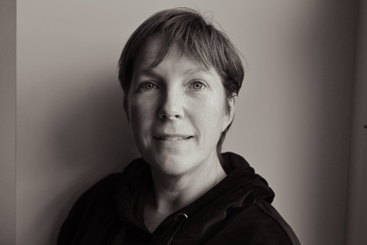 Get to know one of our writers, Ruth Guthrie. 'Words are everything. They’re the ink in the pen, the blade of steel, the silence, the dawn, the cry, the song...'
blog.writingroom.org.uk
#AmWriting #WritingCommunity #OnlineWritingClasses