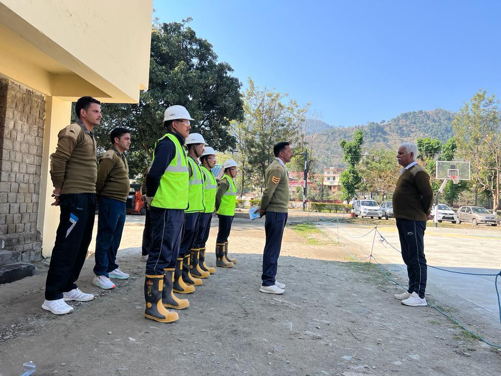 HP_SDRF's tweet image. **आपदा रक्षा सर्वदा**
#practicesession #himachalpolice