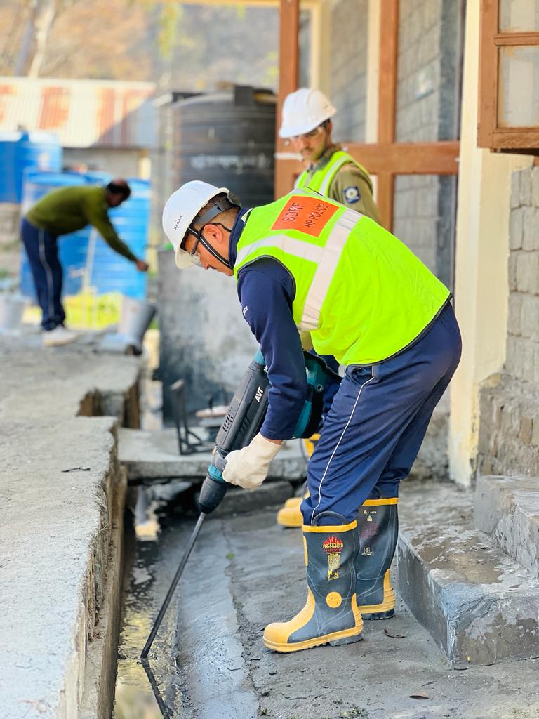 HP_SDRF's tweet image. **आपदा रक्षा सर्वदा**
#practicesession #himachalpolice