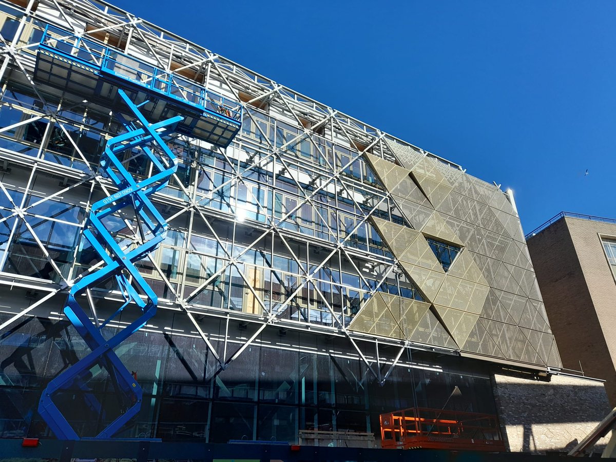 Chi Onwurah 💙 (@chionwurah) on Twitter photo The <a href="/UniofNewcastle/">Newcastle University</a> Stephenson Engineering Building is looking good! The building's engineering, the number of young apprentices from across the #NorthEast & the use of local materials are impressive.
I'm sure the stunning design will inspire NE engineers for generations. The <a href="/UniofNewcastle/">Newcastle University</a> Stephenson Engineering Building is looking good! The building's engineering, the number of young apprentices from across the #NorthEast & the use of local materials are impressive.
I'm sure the stunning design will inspire NE engineers for generations.