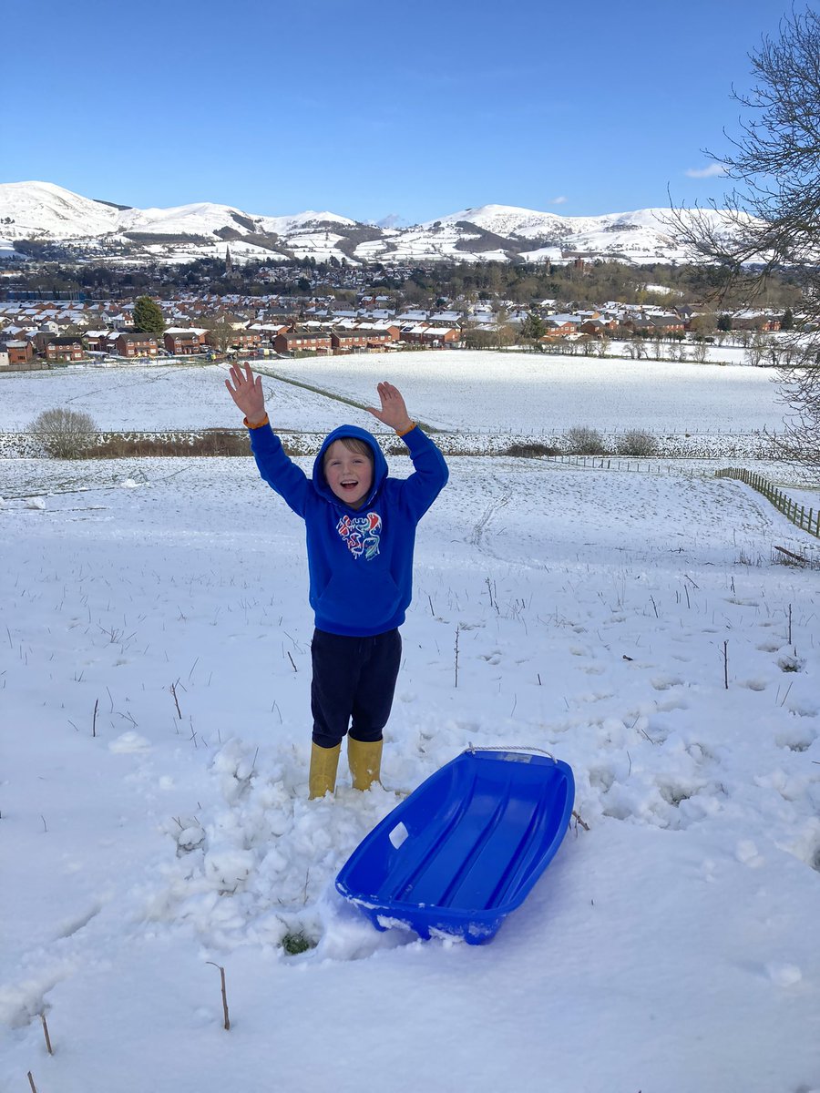 Deja14214's tweet photo. #RSSsnowday https://t.co/Szjc3HHtRT