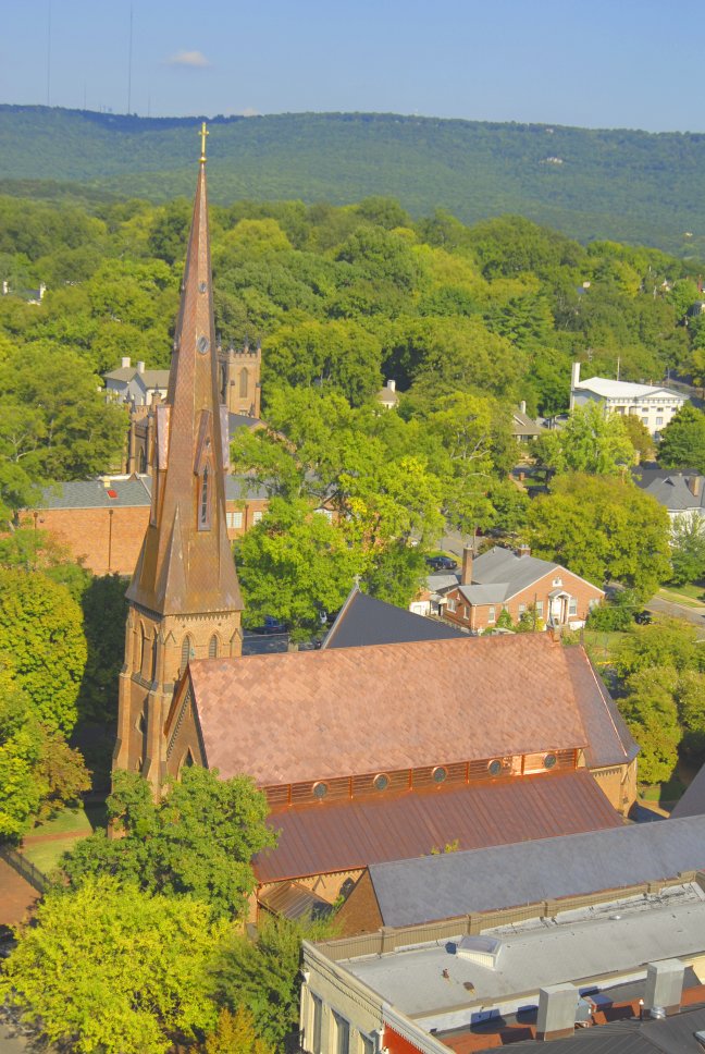 Ornametals's tweet image. Did you know that In 1857 the most significant single piece of copper weighed 420 metric tons?  That's a whole lotta copper. 

#FunFactFriday #ornametals #heavyobjects