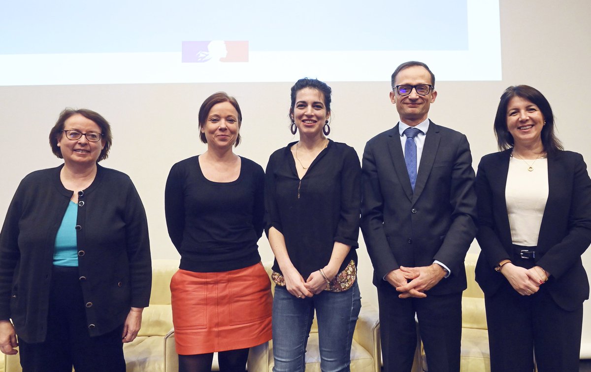 DGEntreprises's tweet photo. #Bercy8Mars | 📢 A l’occasion de la Journée internationale des droits des femmes, @T_Courbe a présenté ce jour le nouveau plan Egalité 2023-2025 de la @DGEntreprises. Découvrir 👉 https://t.co/WtWANZKUz3    
         
#ToutesEtTousEgaux #8Mars

Crédits photos : Patrick Bagein https://t.co/FQZdrTSnrn