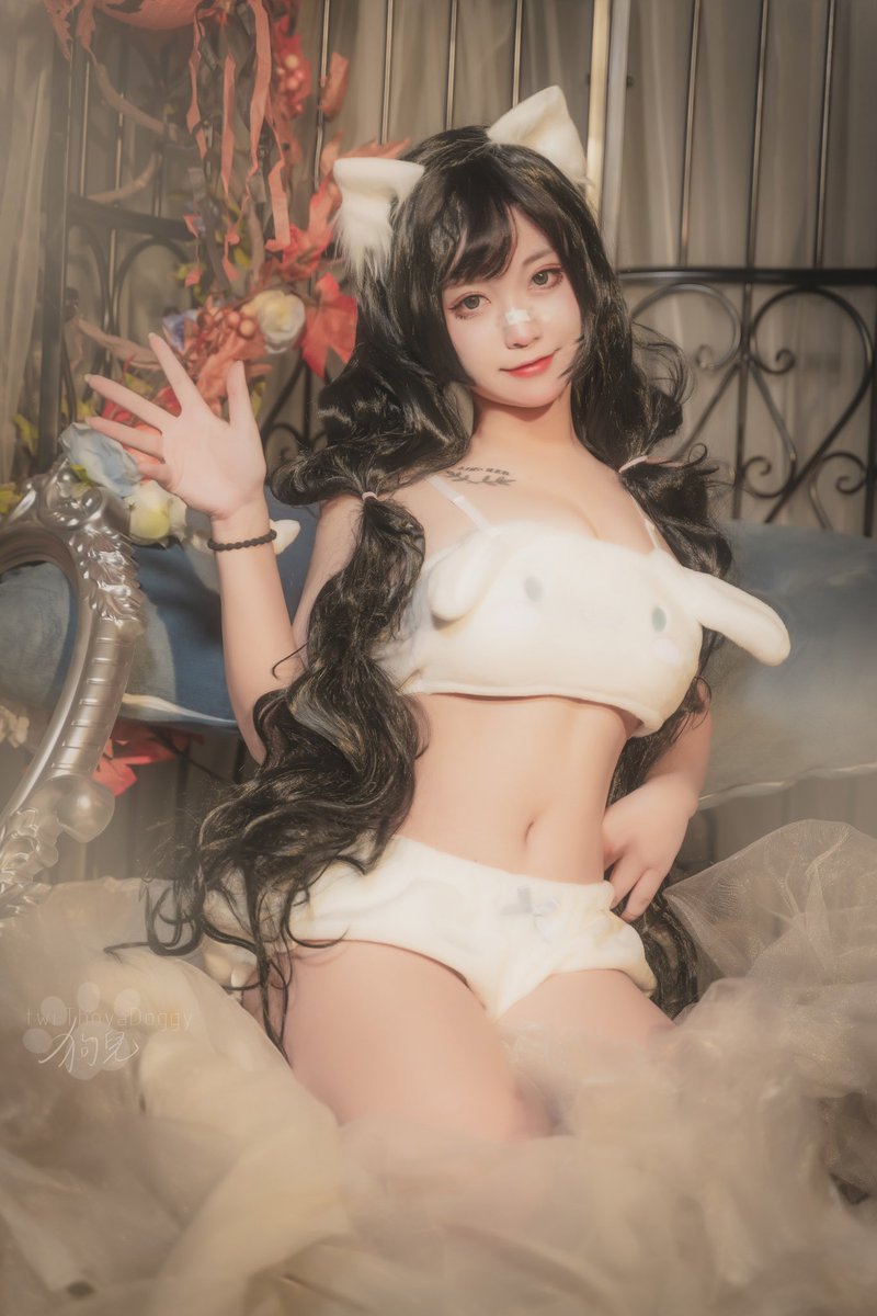 ViTiuBo18's tweet photo. Coser #cosplay #chinesegirl #Suớng https://t.co/PjqGIqJ0QQ
