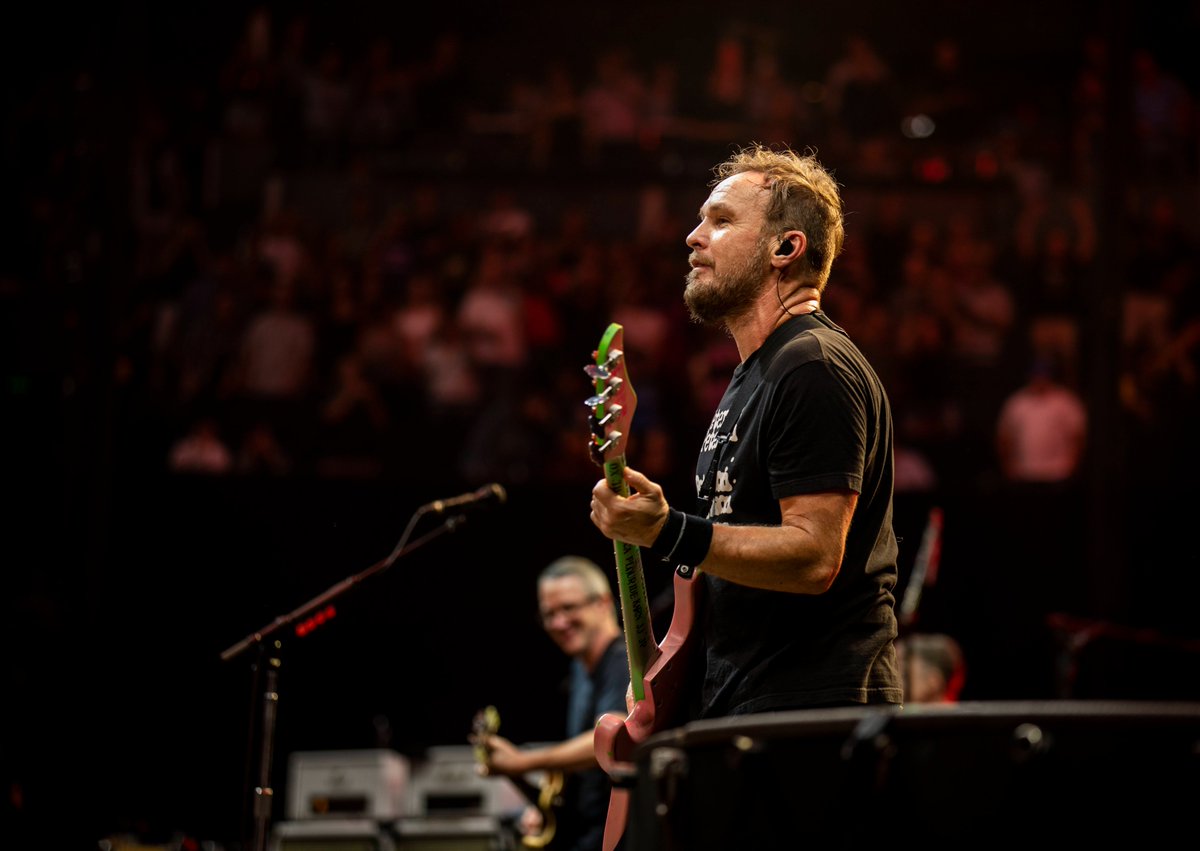 PearlJam's tweet photo. Happy birthday, Jeff!

📸: Geoff Whitman https://t.co/LDk1v2aYdZ