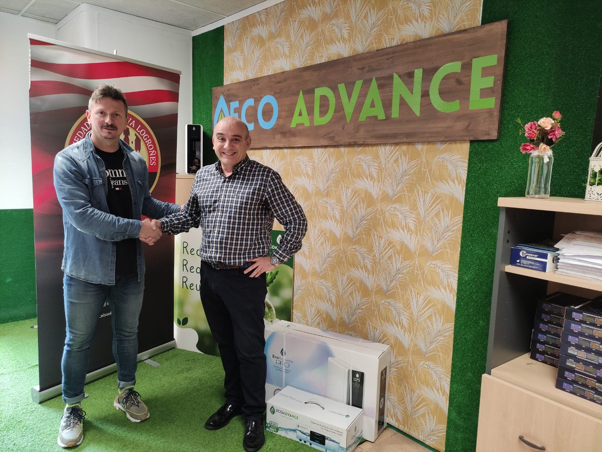 PATROCINADOR | 🇦🇹

La familia blanquirroja sigue creciendo. 🙌

Es un placer dar la bienvenida a <a href="/ecoadvancespain/">Eco Advance Ozono</a>, empresa experta en limpieza y desinfección con sistemas ecológicos, como patrocinador del club.

¡Gracias por la confianza, compañeros!