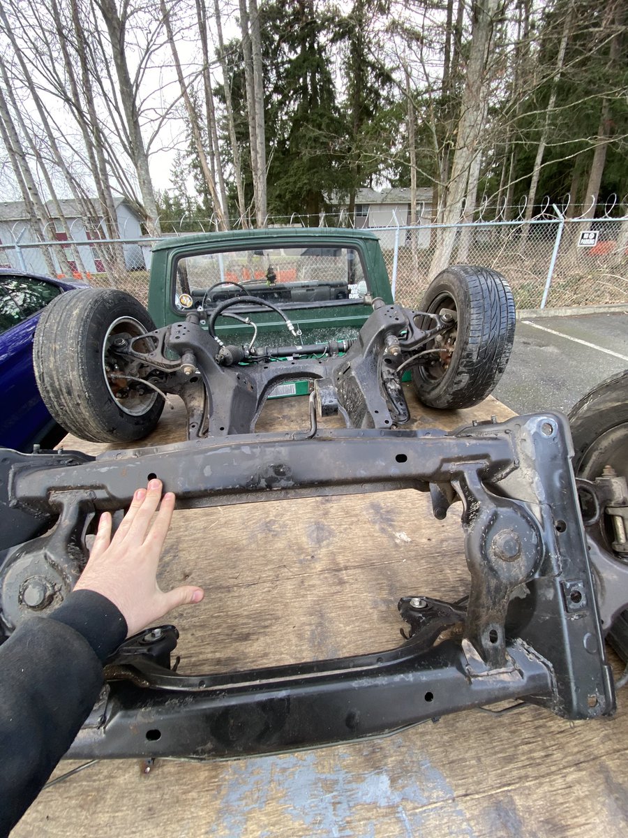 OsyrisH's tweet photo. Decided to do Miata suspension for Datsun truck https://t.co/RPzqUQvNat