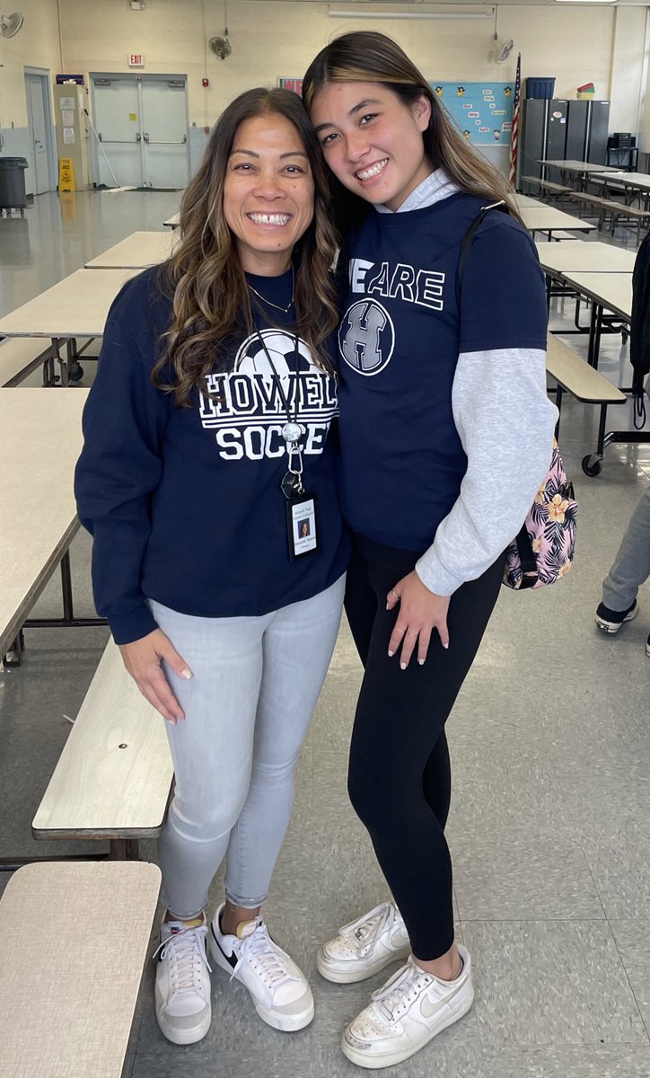 Thank you to the HHS Big Kids for reading to our whole school this morning! 📚 It’s one of my favorite days of the year seeing kids of all ages! <a href="/MaryCollins627/">苏州相城区</a> <a href="/BravermanHHS/">Jeremy Braverman-Howell HS Principal</a> #WakeUpAndBeAwesome
#HowellReads
#HTPSCommunityEngagement 
#HTPSLearnerSuccess