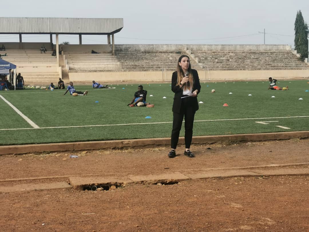 🚀Top départ du tournoi de la #paix à Sokodé mis en œuvre par @terresenmelees au 🇹🇬 avec le soutien de @FranceauTogo dans le cadre du programme Alafia. C’est une journée #sportive qui s’annonce avec du 🏉 pour plus de 700 enfants!