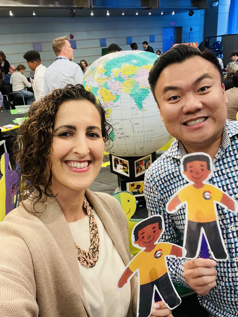 Uraidah_'s tweet photo. Phenomenal session with @_LPTM on the last day of @WorldBank Human Development Week. Keep your hands open so you can give in abundance and receive. @JCQian & I had a blast! Thank you, Life Pieces to Masterpiece team 🙏 #HDWeek #globaldev #endpoverty https://t.co/Q6ABOqKGZL
