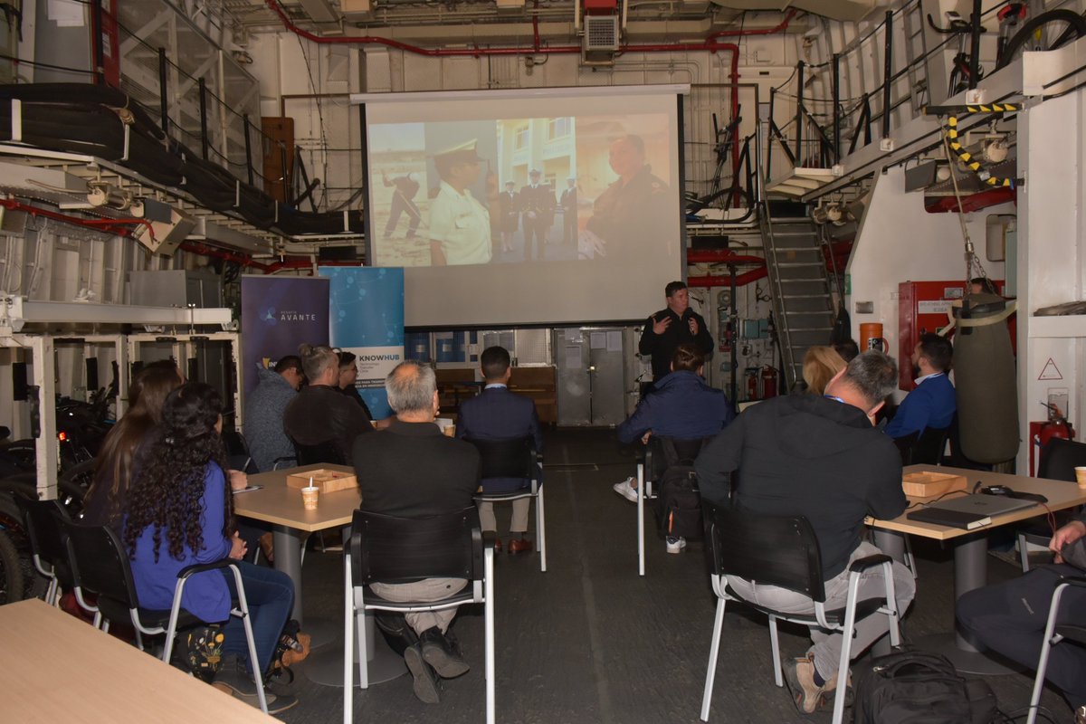 innovapolinav's tweet photo. A bordo de la Fragata "Lynch" se realizó parte del Bootcamp del Desafío #Avante3 👏🏻👏🏻

Lee la nota completa y revisa las imágenes que dejó este importante hito que marca el inicio de las actividades de #DesafíoaAvante3 👉 https://t.co/ikGgjVhDzc

@KnowHubChile @Armada_Chile https://t.co/ZUtOmXK6z5