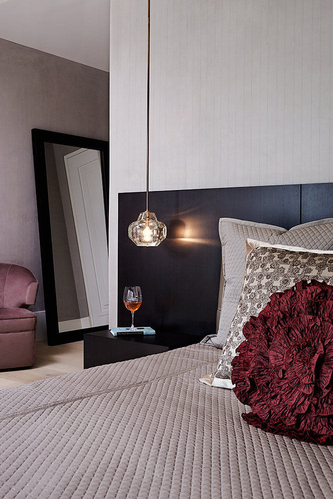 stylendesign's tweet photo. #RT @NYinteriordesig: Mini pendants as bedside lamps create sleek, uncluttered minimalism, perfect for catching up on those ZZZZZZZ's.
.
.
.
.
.

#bedroomlighting #bedroomstyling #cosyhome #hangingplants #homestyling #interior #interiorlighting #interior… https://t.co/mJVS0GHOG7