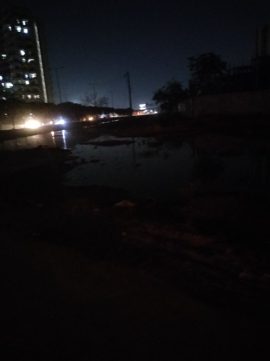 AmitJha15209045's tweet photo. @UPSIDA @HardeepSPuri @dr_maheshsharma @myogioffice.   @ChiefSecyUP No street lights ,No roads ,No sewage, No cleaning, it's UPSIDA SURAJPUR SITE C HOUSING EXTENTION near Lagalaxia.All the residents are tax payers. Nothing worse can happen than this under  Double Engine Govt. https://t.co/68QPfGGFKu