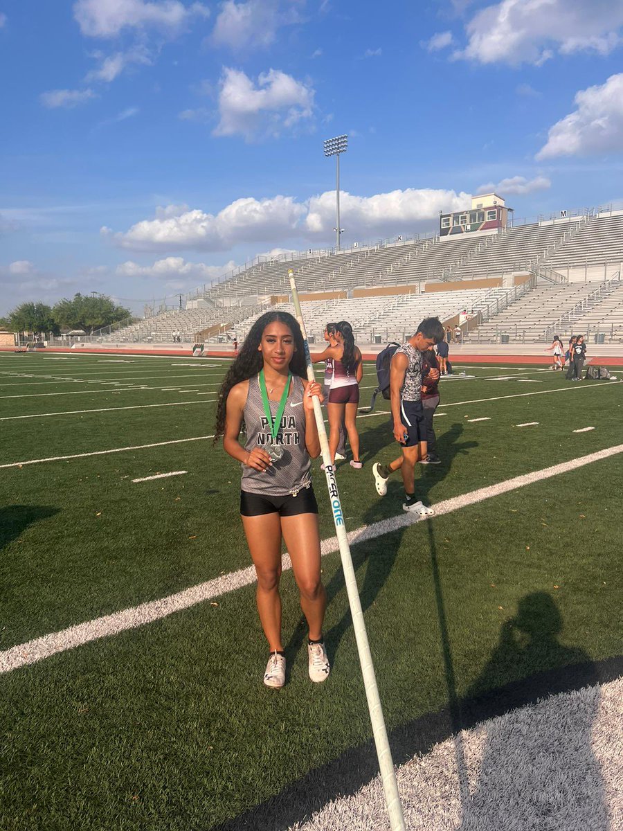 PsjaNorthTrack's tweet photo. Our two Pole Vaulters earned new PRs and 🥈 and 🥉place medals!! https://t.co/J3wnXXTViU