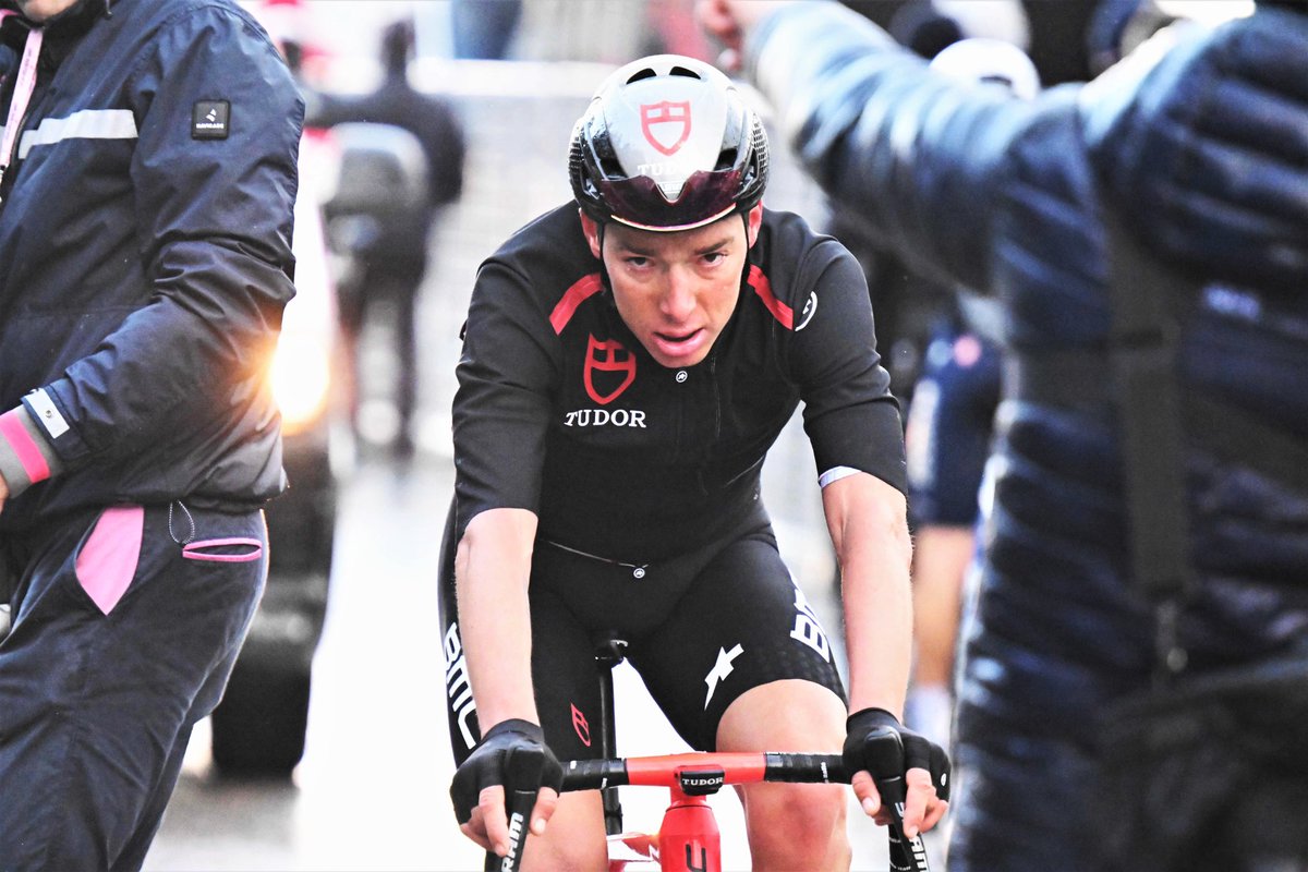 Pellaud Simon (@pellaudsimon) on Twitter photo <a href="/stephenfarrand/">Stephen Farrand</a> <a href="/Cyclingnewsfeed/">Cyclingnews</a> Do you need a picture that sums up your article? This one was taken after you evens finished to write it down 😅 (but just within the TimeCut) <a href="/stephenfarrand/">Stephen Farrand</a> <a href="/Cyclingnewsfeed/">Cyclingnews</a> Do you need a picture that sums up your article? This one was taken after you evens finished to write it down 😅 (but just within the TimeCut)