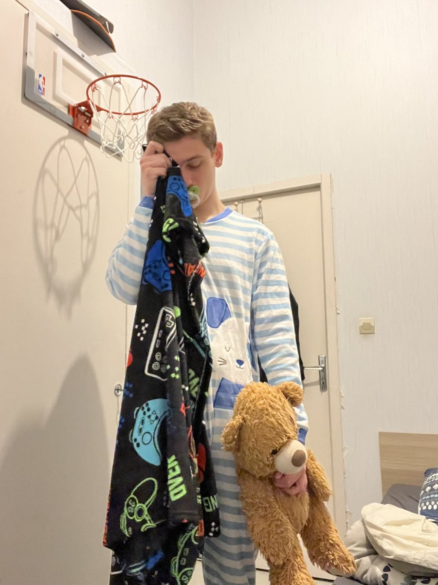 BabyMatt tweet media