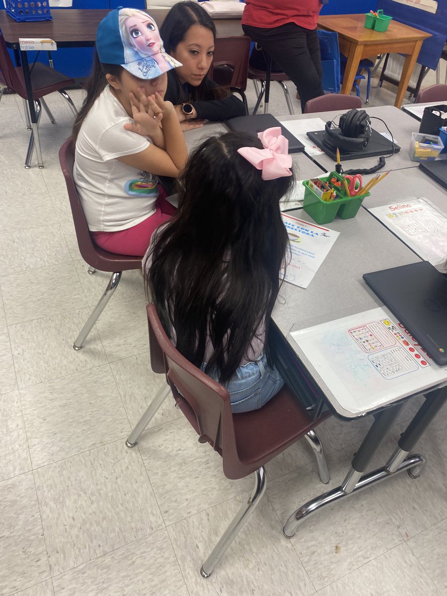 DerunzaL's tweet photo. Rucker ES having a Meet Up and Buddy Up on International SEL DAY! Thanks to Principal Puente &amp; Ms Nino’s 1st &amp; 2nd Dual Language Class ! 
#SEL4USA #SELDAY 
@SELHISD @HOUSTONISD
#HARMONYSEL https://t.co/Am6mKf1yZp