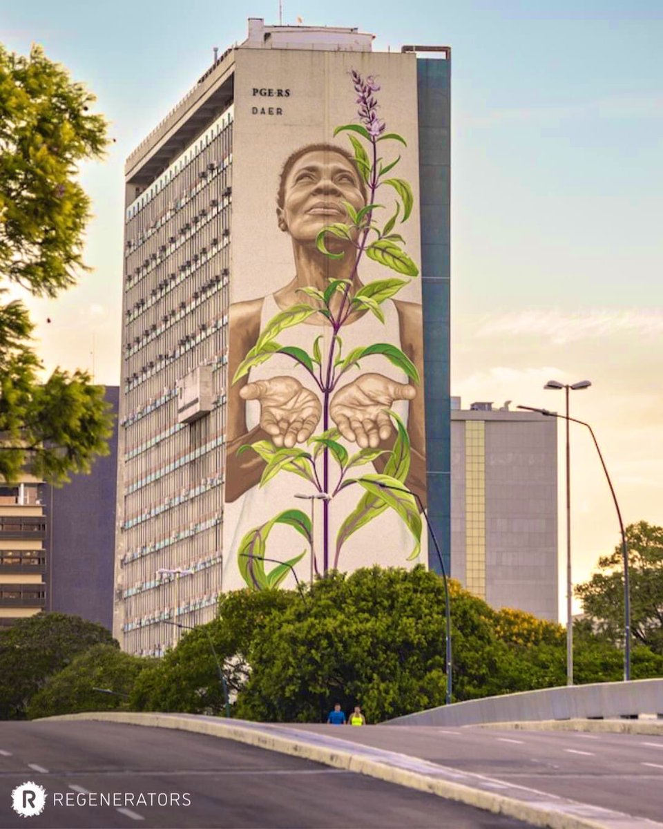 Aren’t these wonderful?!😀 As <a href="/_regenerators/">Regenerators</a> say, 

“MONA CARON 's weeds are a tribute to the resilience of all those beings who "no one made room for, were not part of the plan, and yet keep coming back, pushing through and rising up."  🌱🌃🎨 

#ArtistsforConservation