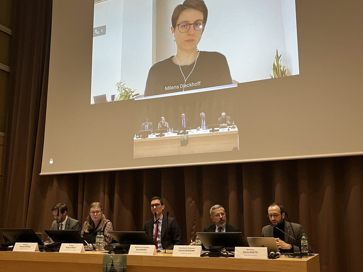 Mille mercis à tous les intervenants pour cette journée passionnante sur la responsabilité pénale des personnes morales pour les crimes internationaux. Et bravo aux étudiants du <a href="/masterDtPenal/">Master 2 droit pénal et sciences criminelles UCA</a> .