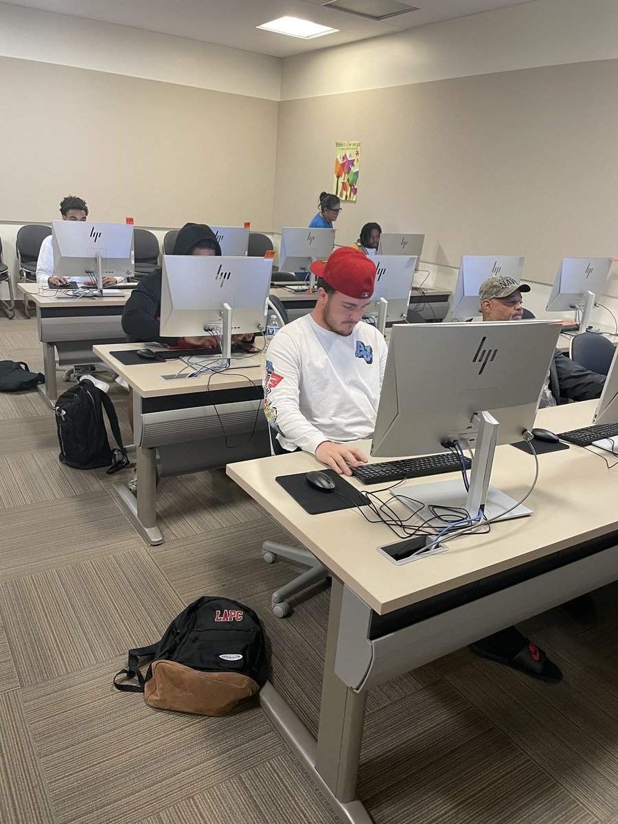 LAPierceRecruiting tweet media