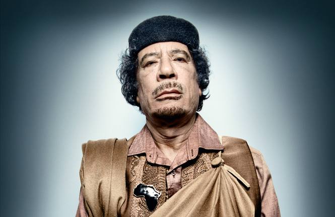 Des fuites de courriels d'Hillary Clinton ont révélé que l'OTAN avait éliminé Mouammar Kadhafi pour arrêter la formation des États-Unis d'Afrique.