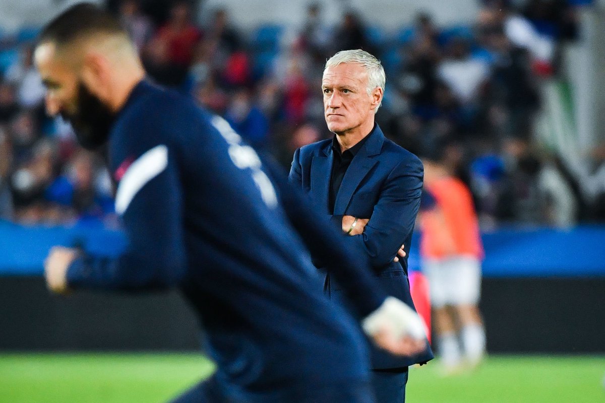 ActuFoot_'s tweet photo. Didier Deschamps confie que, malgré l’annonce de sa retraite internationale,  Karim Benzema n’était pas sûr de sa décision le mois dernier. 🇫🇷

« Quand je lui ai parlé, début janvier, sa décision n’était pas définitive. Elle l’est désormais. »

🗞️ @le_Parisien https://t.co/ghpzmBtHPA