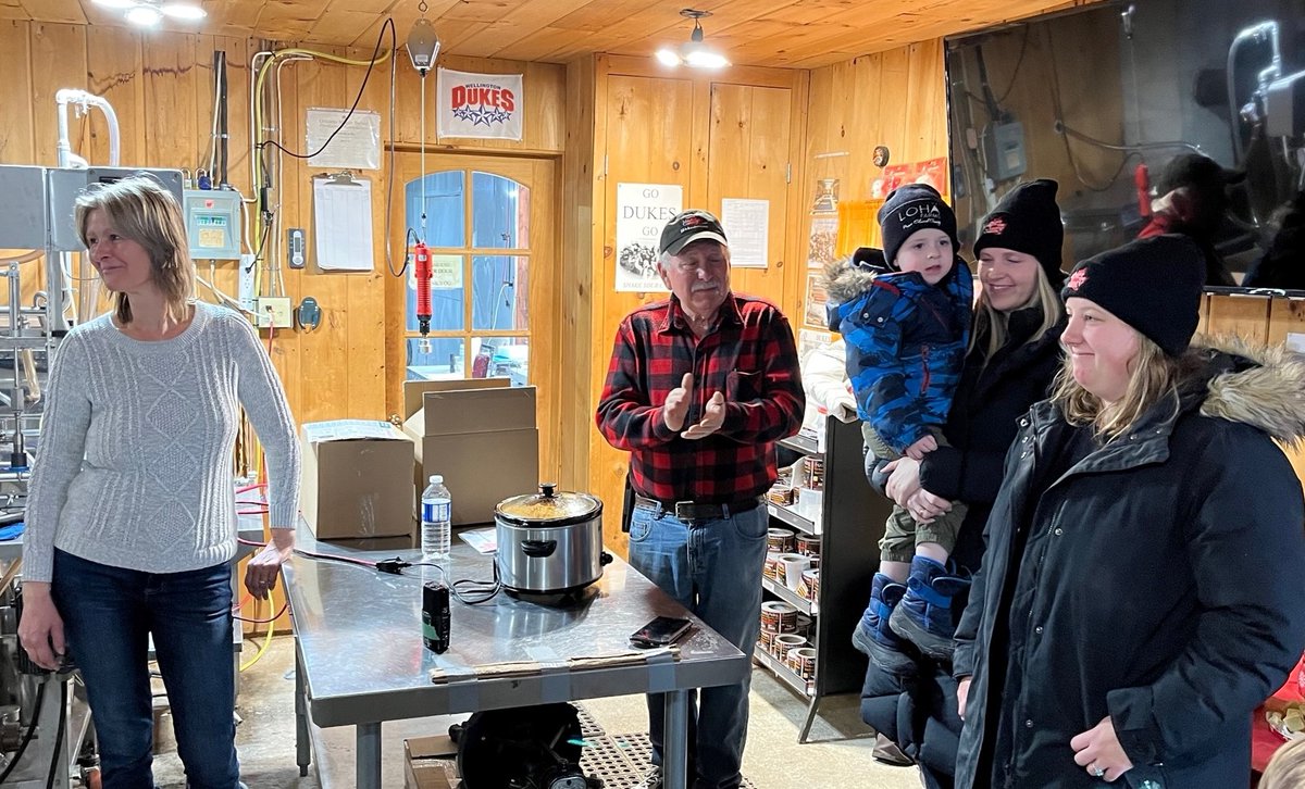 ToddSmithCANDU's tweet photo. It's great to see #MapleInTheCounty will return to #PrinceEdwardCounty after a 3-year hiatus March 25-26. The self-guided tours help us connect with our agricultural roots, sample a superfood harvested in #BayofQuinte & make family memories. See more at https://t.co/ct23xHzfXr. https://t.co/I9MCleRc4O