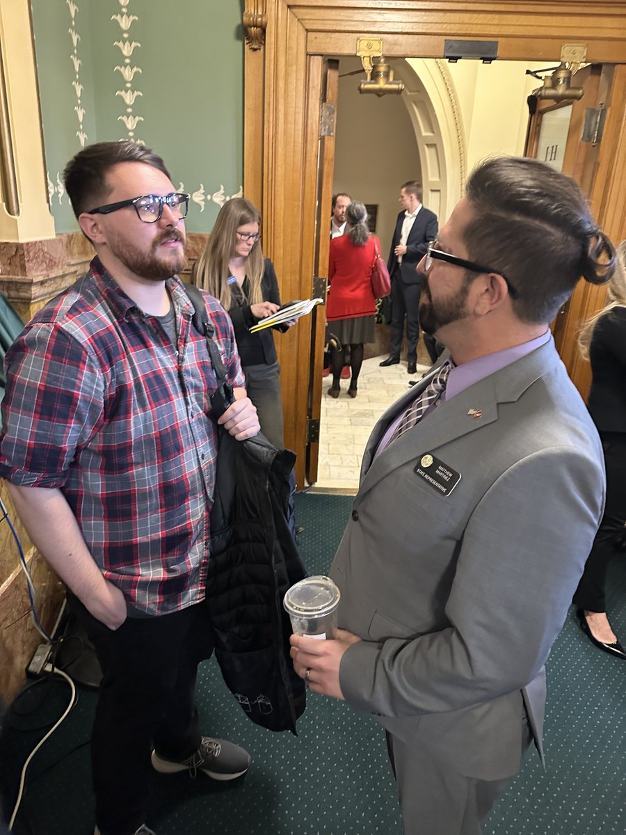 Big thanks for our supporters who came out to #COSIDay at the Capitol this week to advocate for an increase to our annual budget! Students had the chance to meet with state legislators and tell them how #COSI has impacted them.