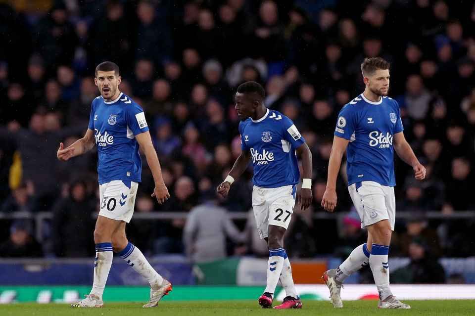 In order to show solidarity with Gary Lineker, Everton have announced that they won't be appearing on #MOTD from next season…